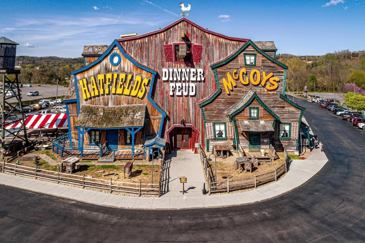 Views I Mins To Dollywood I Hot Tub I Pool Table Villa Sevierville Ngoại thất bức ảnh